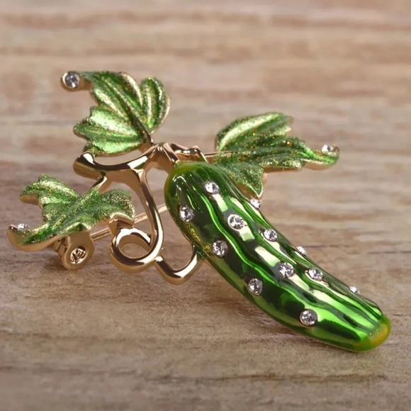 Enamel Shiny Cucumber Brooch - Picture 2 of 6
